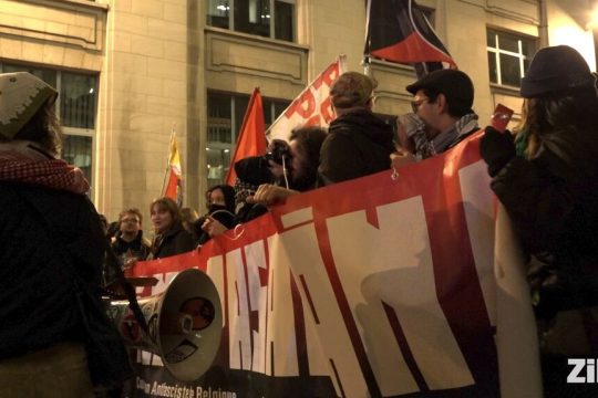 Στιγμιότυπo από την αντιφασιστική συγκέντρωση στις Βρυξέλλες τον Νοέμβριο του 2024